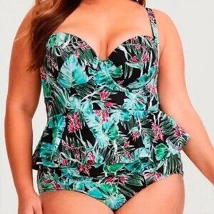 Torrid Vixen Multicolor Tropical Demi Peplum Tankini Top Swimsuit Size 6X
